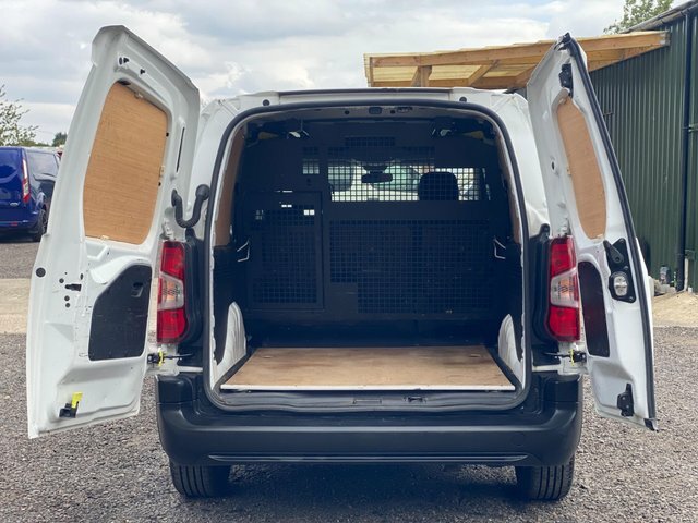 Vauxhall Combo 2000 1.5 Turbo D 75Ps H1 Sportive Van  #10