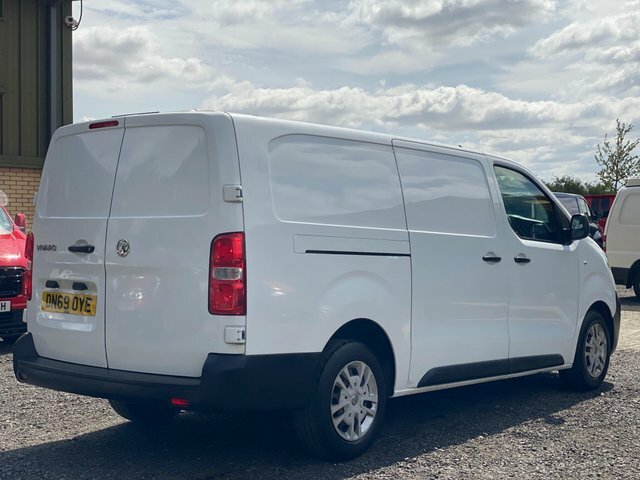 Vauxhall Vivaro 1.5 Turbo D 2900 Dynamic L2 H1 Euro 6 S S 6Dr White #4