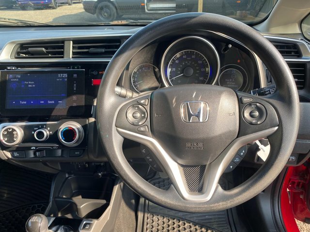 Honda Jazz Se Silver #8