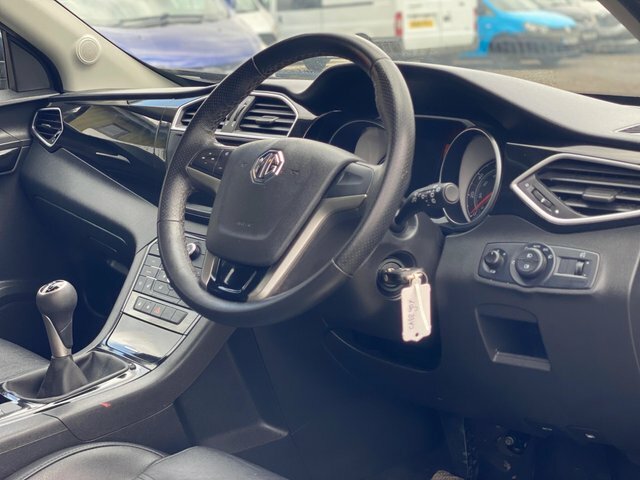 MG GS 1.5 Tgi Excite Euro 6 Ss White #28