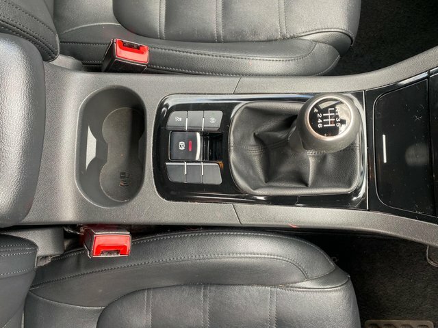 MG GS 1.5 Tgi Excite Euro 6 Ss White #34