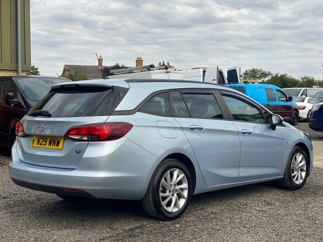 Vauxhall Astra 1.5 Turbo D Se Sports Tourer Euro 6 S S N29WNW Silver #4