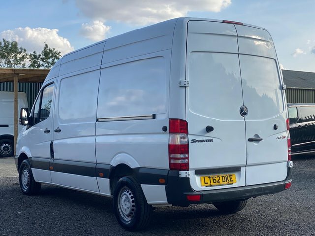 Mercedes-Benz Sprinter 2012 2.1 310 Cdi Lwb 95 Bhp Red #3