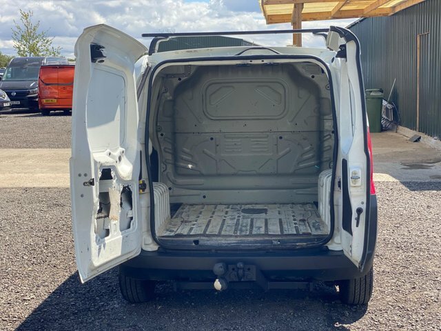Fiat Fiorino Cargo Sx White #8