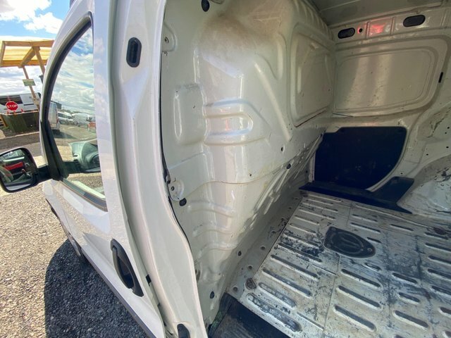 Fiat Fiorino Cargo Sx White #11