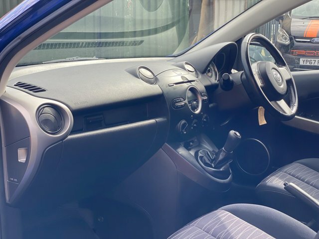 Mazda 2 1.5 Sport Hatchback Euro 4 103 Grey #53