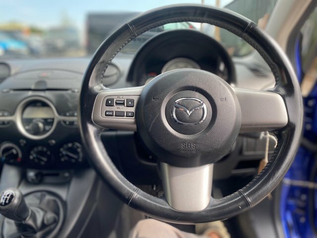 Mazda 2 1.5 Sport Hatchback Euro 4 103 Grey #34