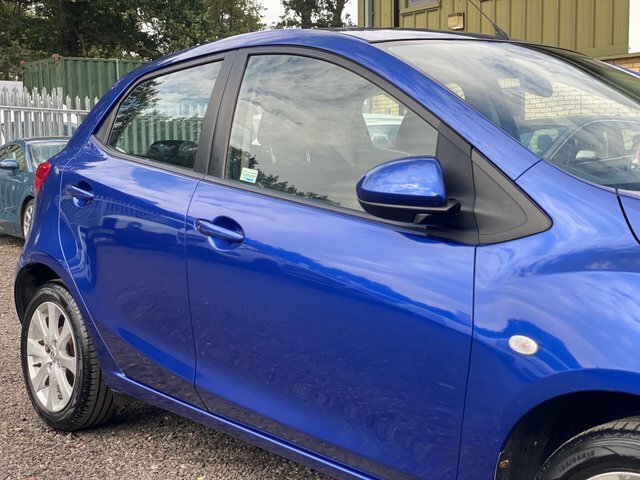 Mazda 2 1.5 Sport Hatchback Euro 4 103 Grey #19