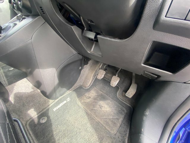 Mazda 2 1.5 Sport Hatchback Euro 4 103 Grey #28