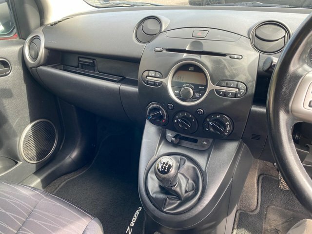 Mazda 2 1.5 Sport Hatchback Euro 4 103 Grey #29