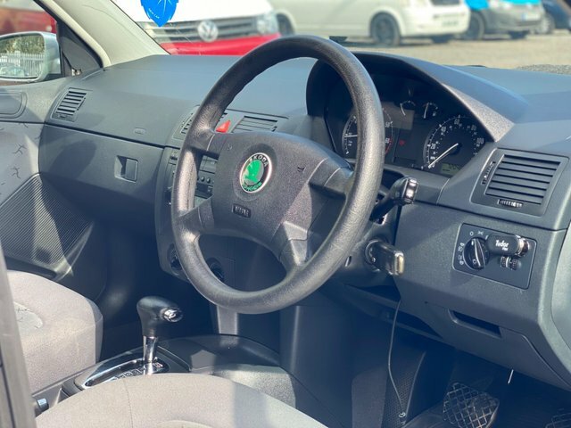 Skoda Fabia 1.4 16V Comfort White #27