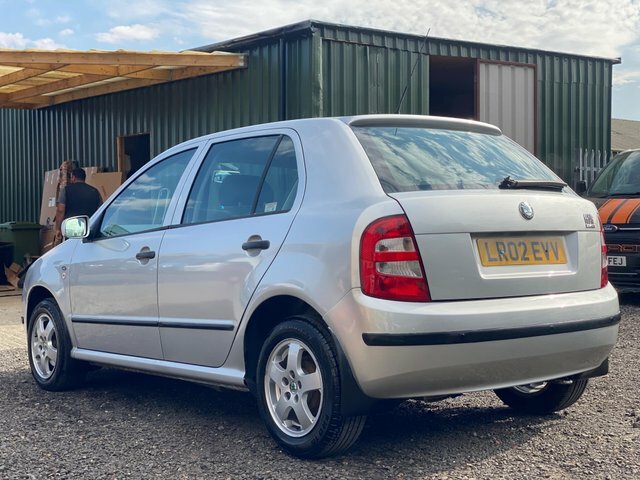 Skoda Fabia 1.4 16V Elegance Silver #3