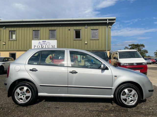 Skoda Fabia 1.4 16V Comfort White #18