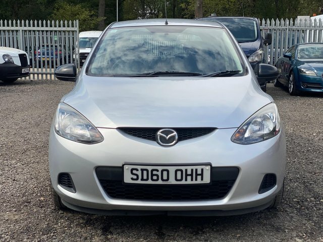 Mazda 2 1.5 Sport Hatchback Euro 4 103 White #14