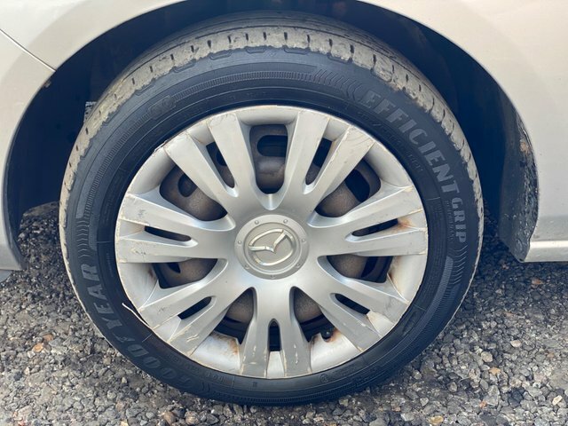 Mazda 2 1.5 Sport Hatchback Euro 4 103 White #54