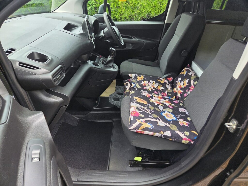 Citroen Berlingo 1.5 Bluehdi Flair M Mpv Euro 6 Top Spec Sat Grey #12