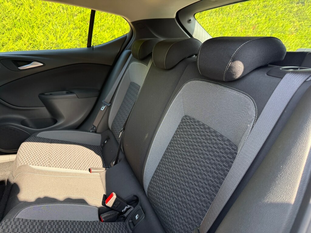 Vauxhall Astra Business Edition Nav Silver #13