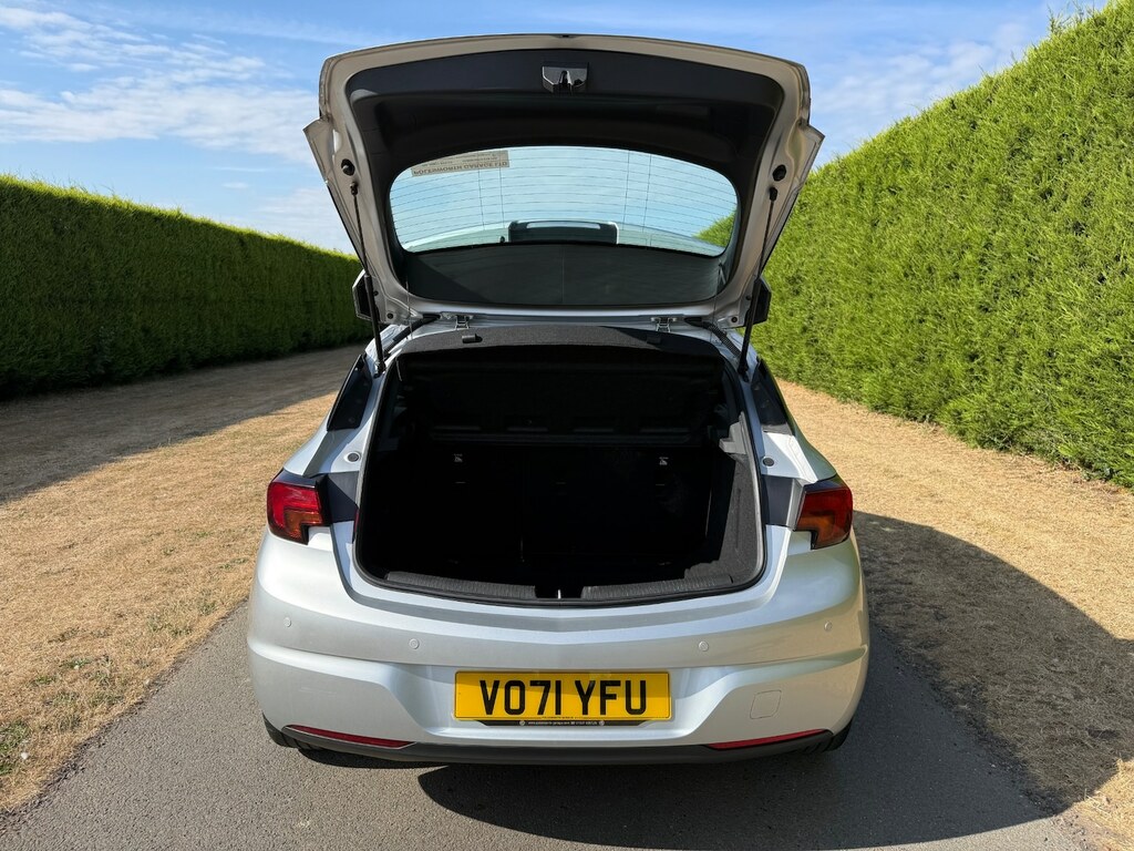 Vauxhall Astra Business Edition Nav Silver #8