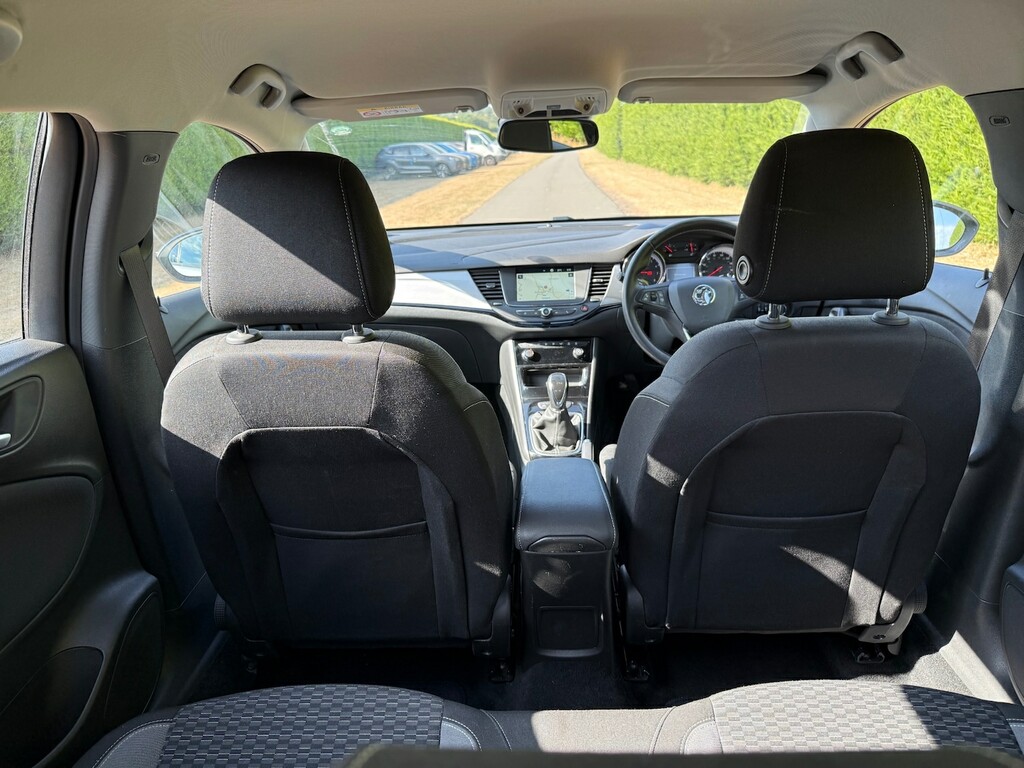 Vauxhall Astra Business Edition Nav Silver #11