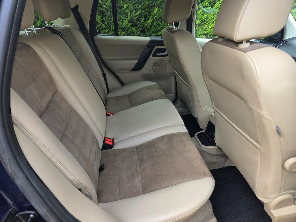 Land Rover Freelander 2 Hse Black #10
