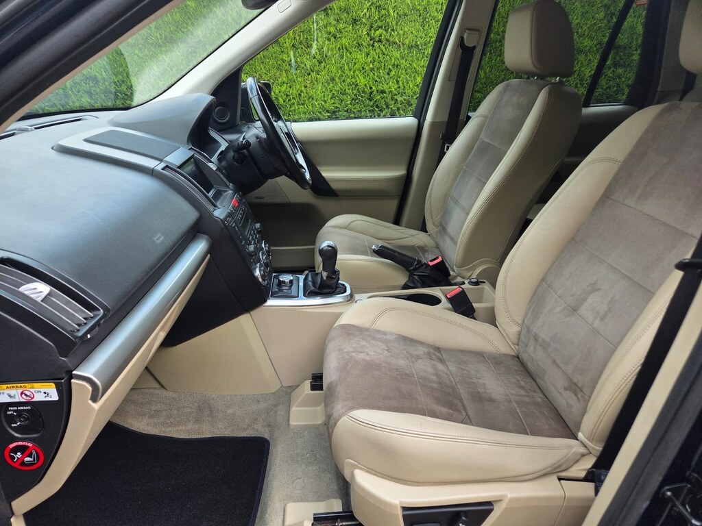 Land Rover Freelander 2 Hse Black #11