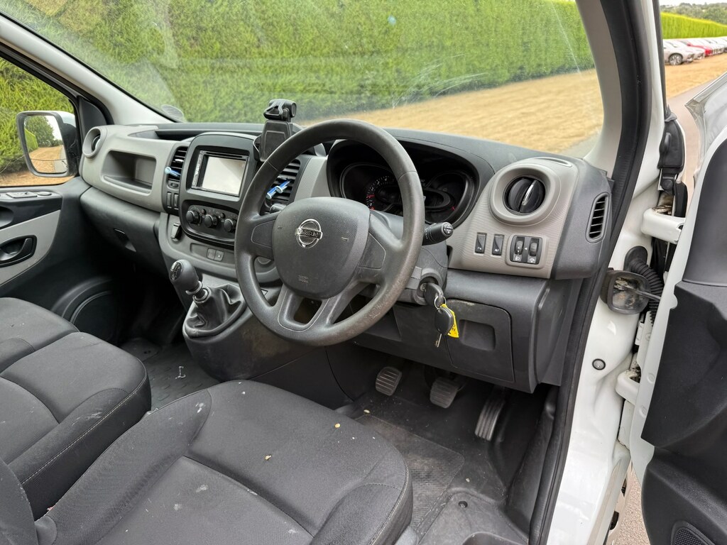 Nissan NV300 Acenta Dci Panel Van No Vat White #9