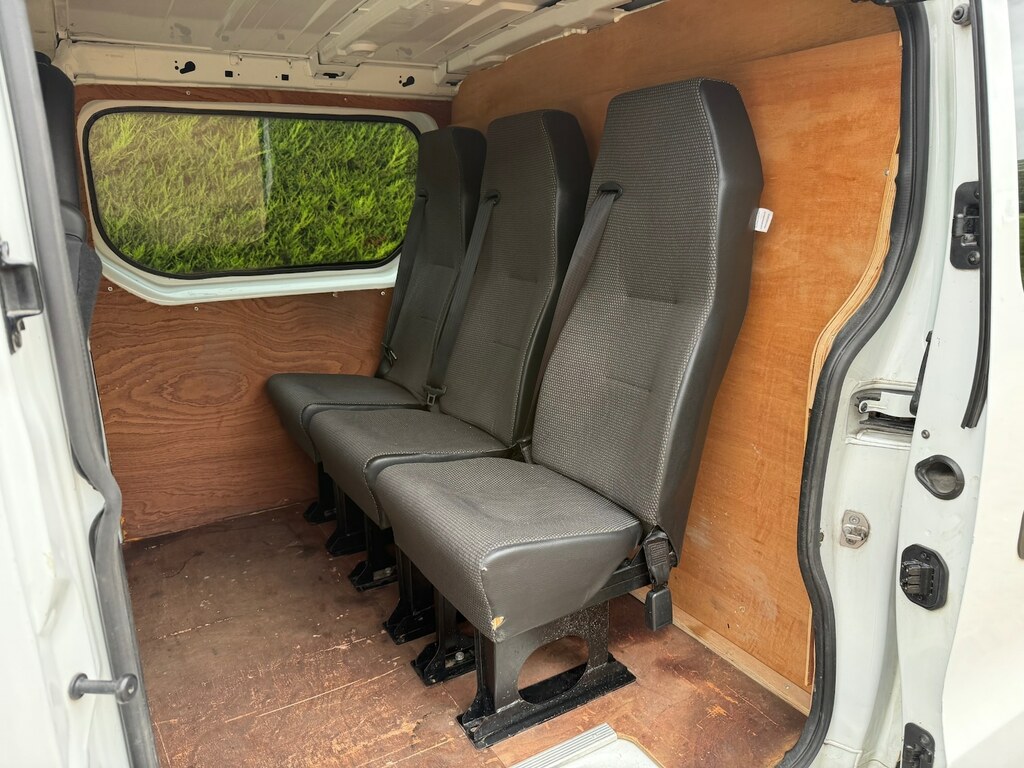 Nissan NV300 Acenta Dci Panel Van No Vat White #11