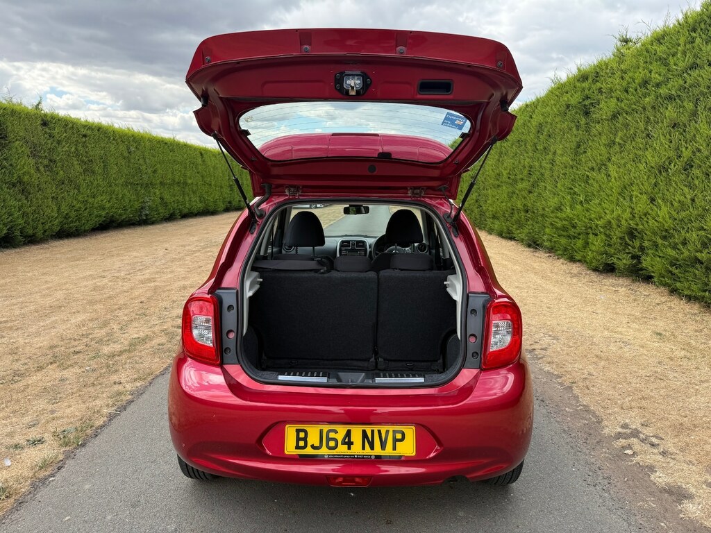 Nissan Micra Visia Red #8
