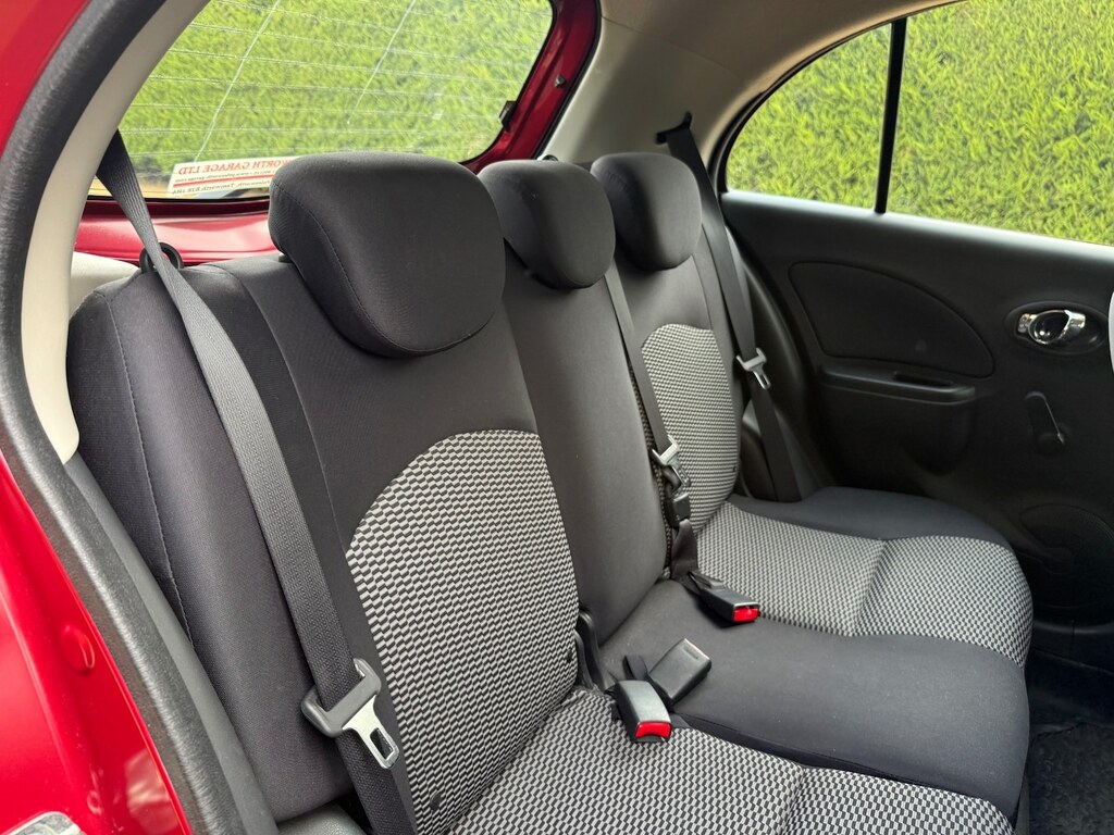 Nissan Micra Visia Red #10