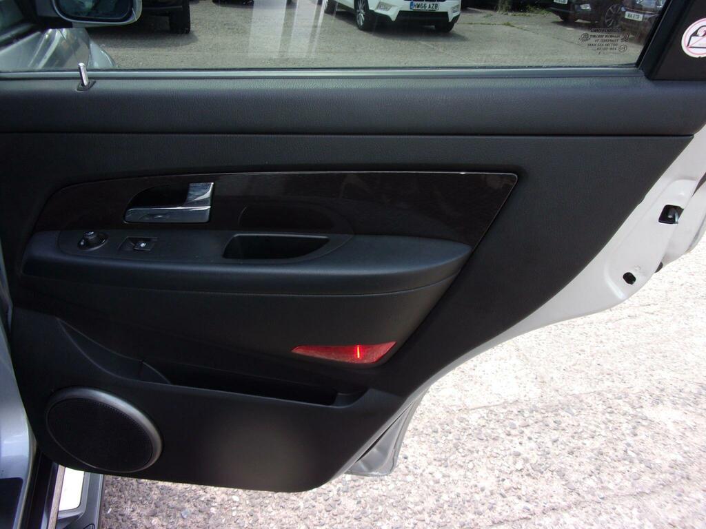 SsangYong Rexton Ex Black #23