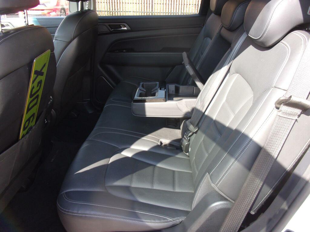 SsangYong Rexton 2.2L Ultimate Blue #15