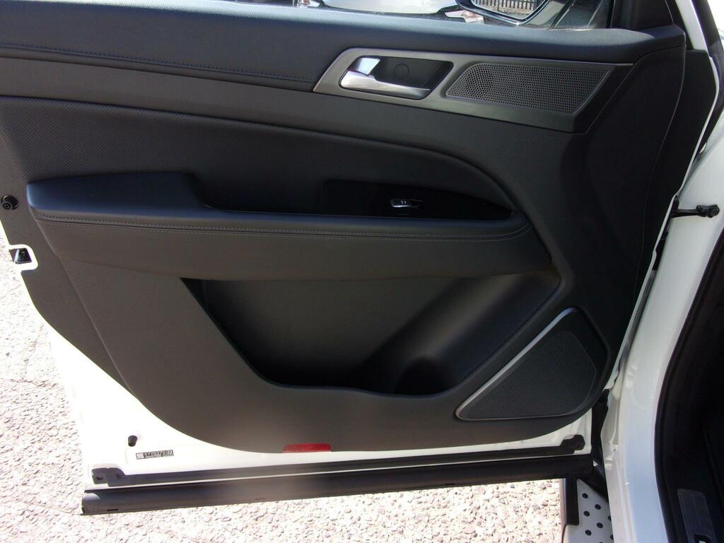 SsangYong Rexton 2.2L Ultimate Blue #28