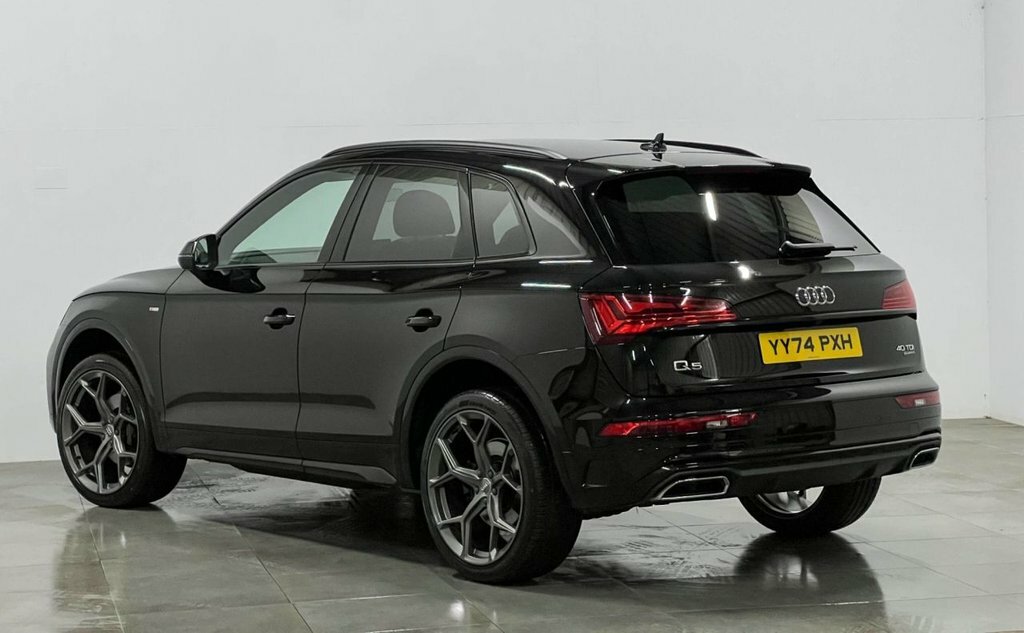 Audi Q5 2L S Line YY74PXH Black #2