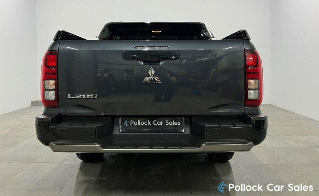 Mitsubishi L200 2.4L Barbarian Grey #6