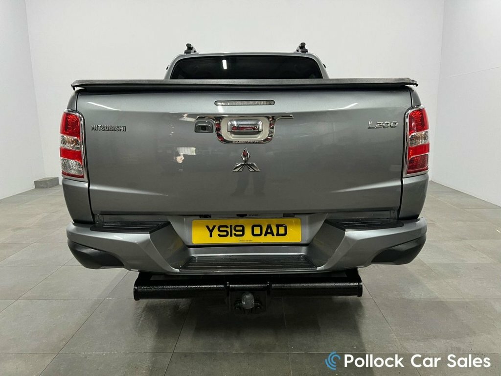 Mitsubishi L200 2.4L Dc Barbarian Grey #5