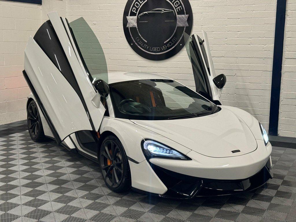 McLaren 540C 3.8T V8 Ssg Euro 6 S S White