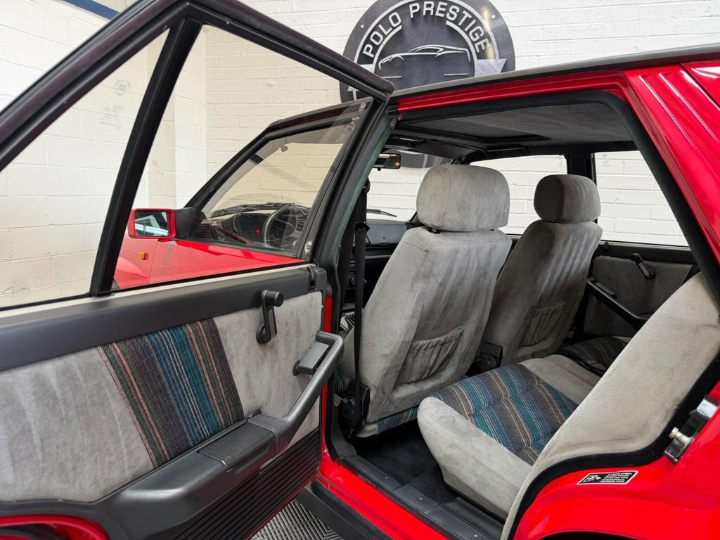 Lancia Delta Hatchback Grey #22