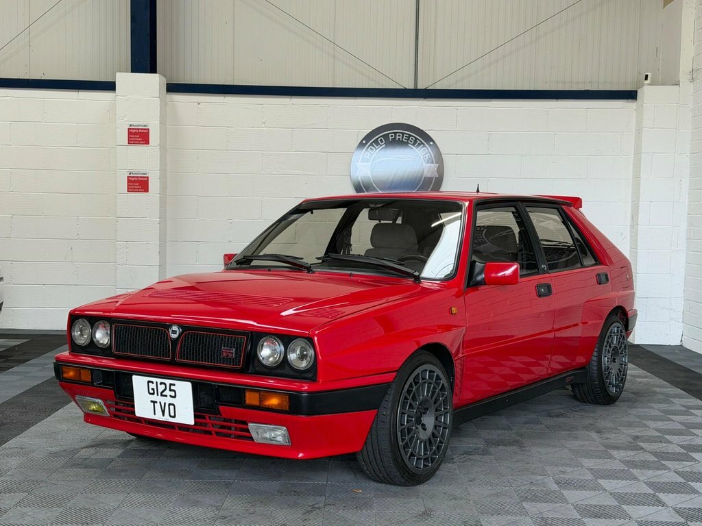 Lancia Delta Hatchback Grey #10