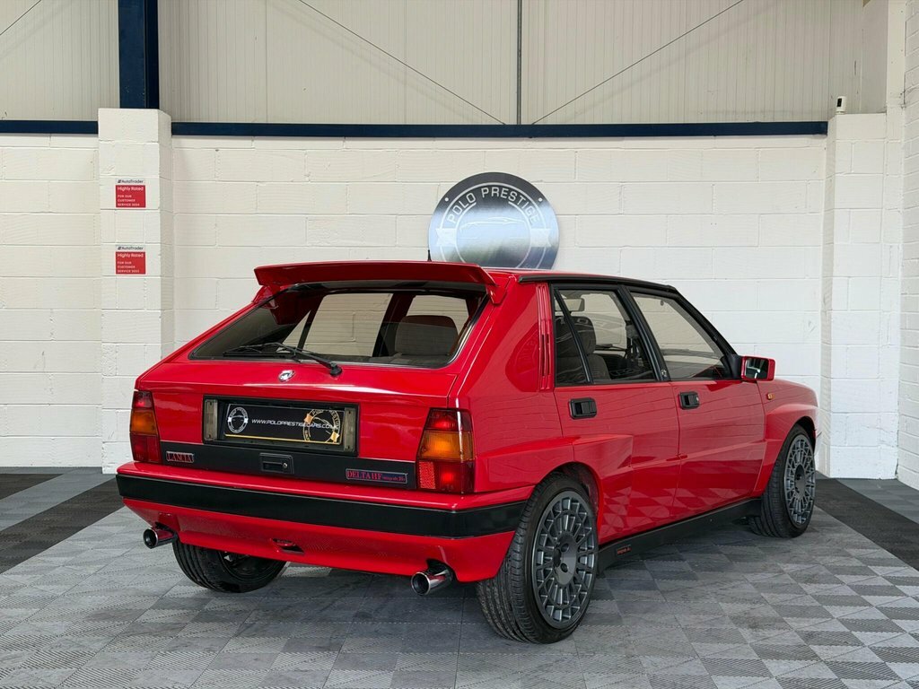 Lancia Delta Hatchback Grey #16