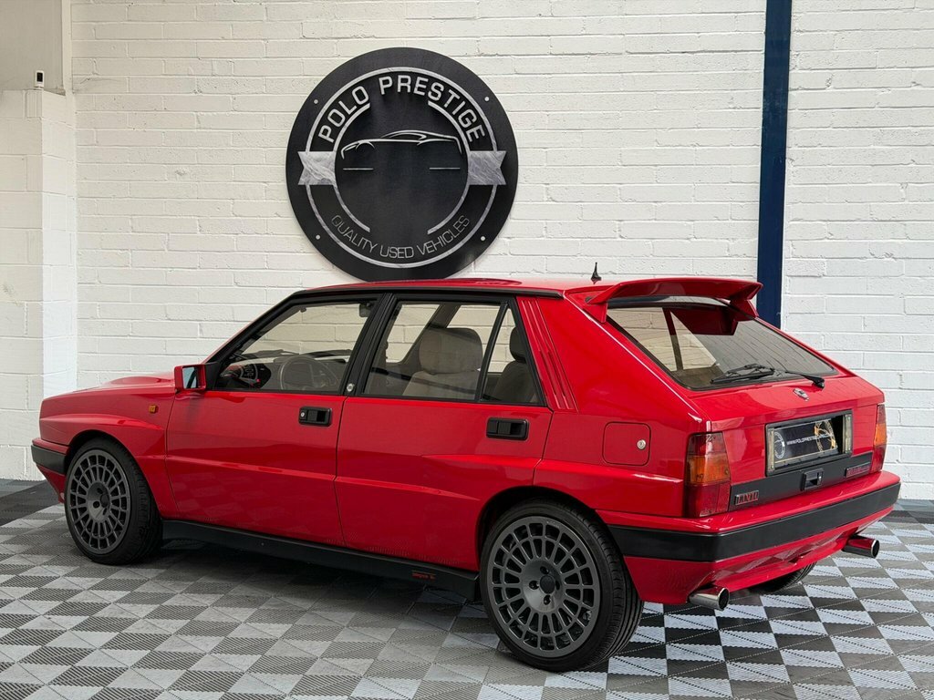 Lancia Delta Hatchback Grey #15