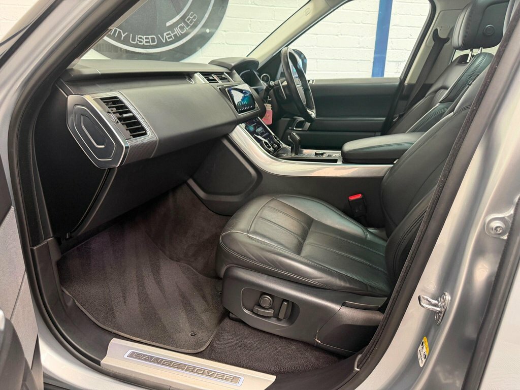 Land Rover Range Rover Sport Automatic Black #46