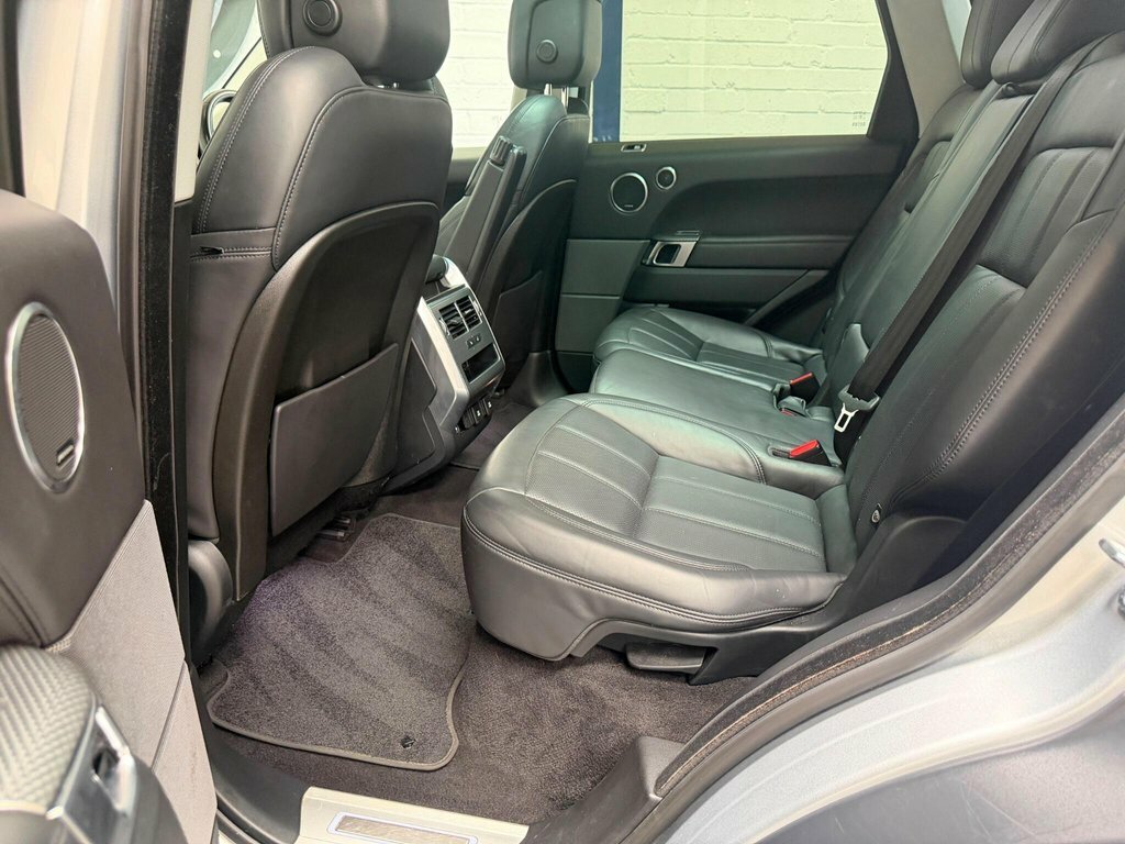 Land Rover Range Rover Sport Automatic Black #40