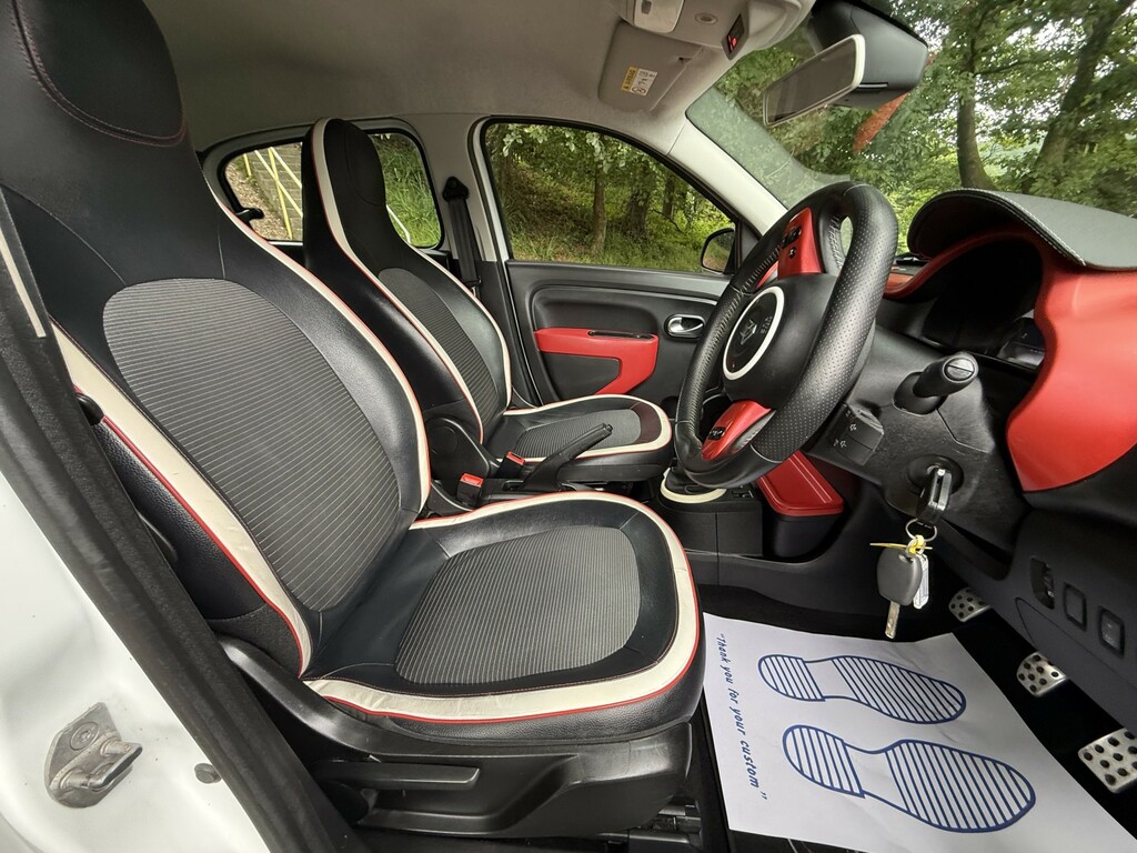Renault Twingo Hatchback 1.0 Sce Dynamique Euro 6 Ss 2014 Yellow #25