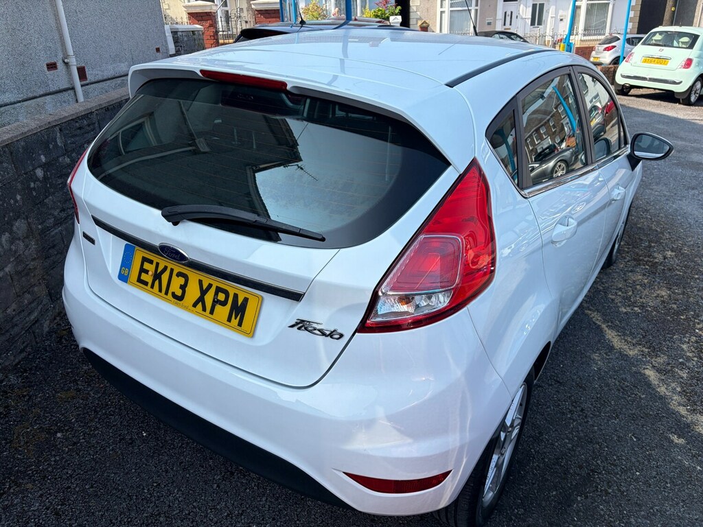 Ford Fiesta 1.5 Tdci Zetec EK13XPM White #4