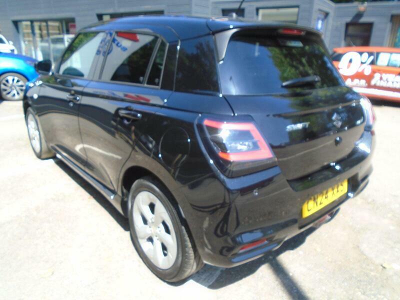 Suzuki Swift 1.2 Mhev Ultra #8