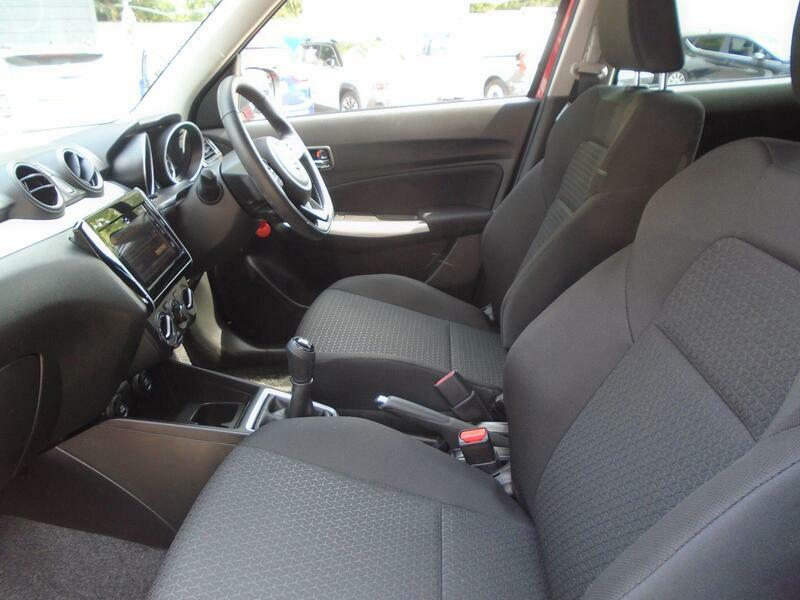 Suzuki Swift Dualjet Mhev Sz-l Hatchback White #27
