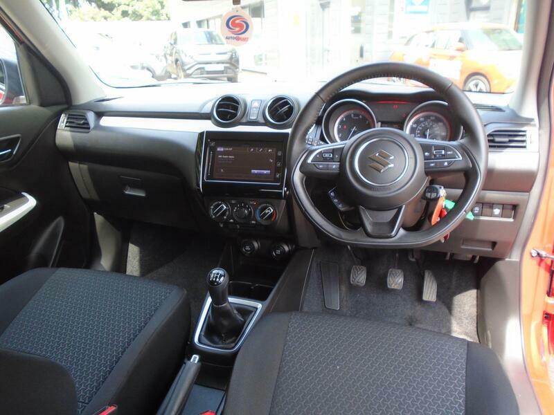 Suzuki Swift Dualjet Mhev Sz-l Hatchback White #20