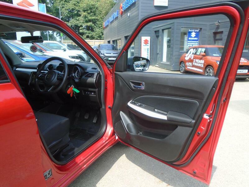 Suzuki Swift Dualjet Mhev Sz-l Hatchback White #19