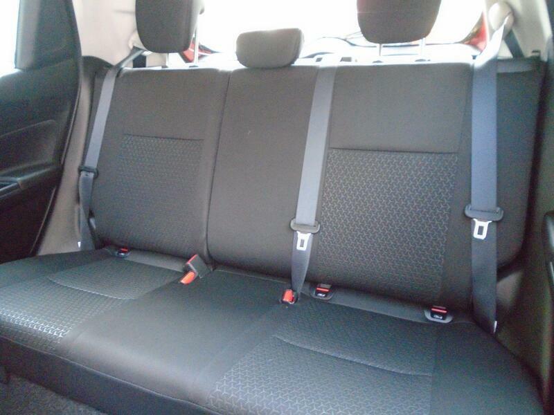 Suzuki Swift Dualjet Mhev Sz-l Hatchback White #29