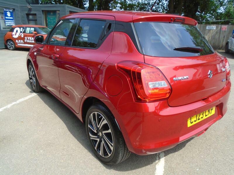 Suzuki Swift Dualjet Mhev Sz-l Hatchback White #8